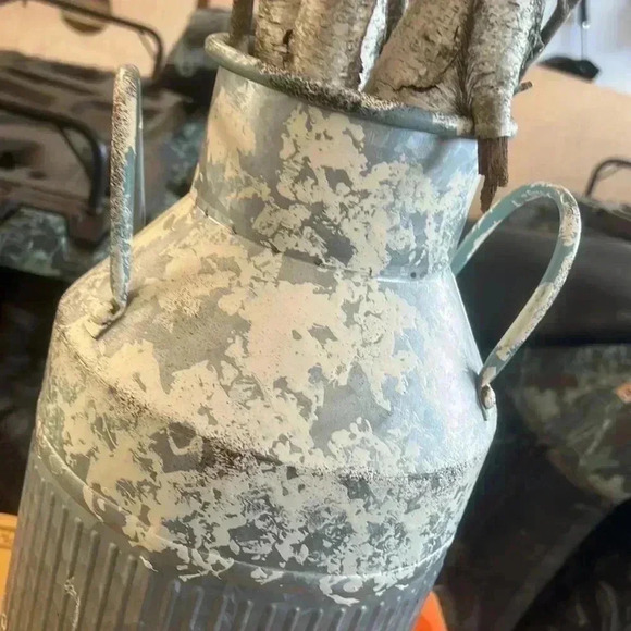 Rustic Metal Milk Can - Picture 5 of 5